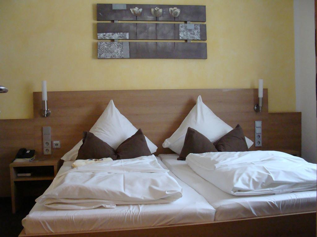 Posthotel Traube Donauwörth Rom bilde